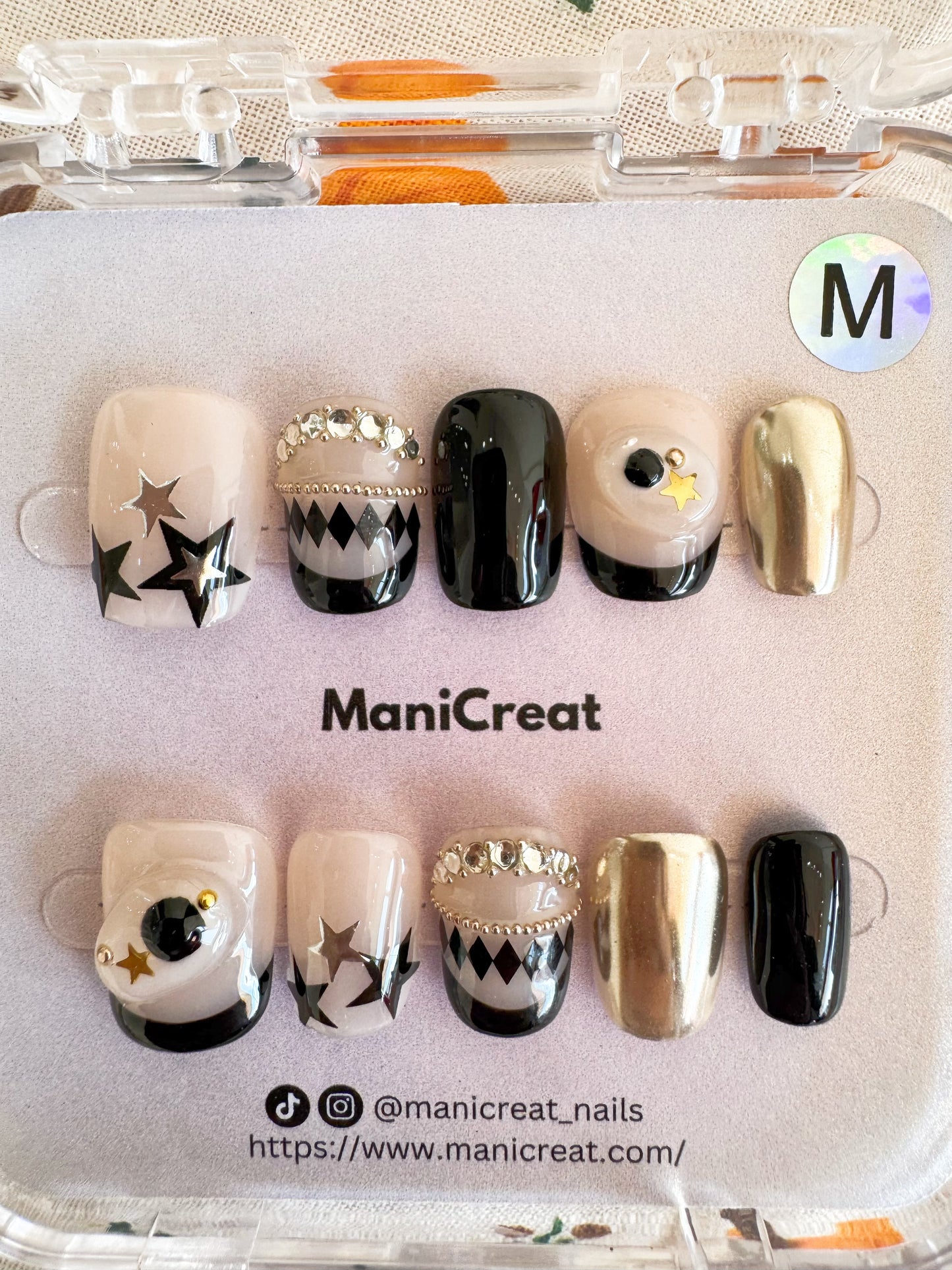 Midnight Glam – Black & Gold Geometric Press-On Nails
