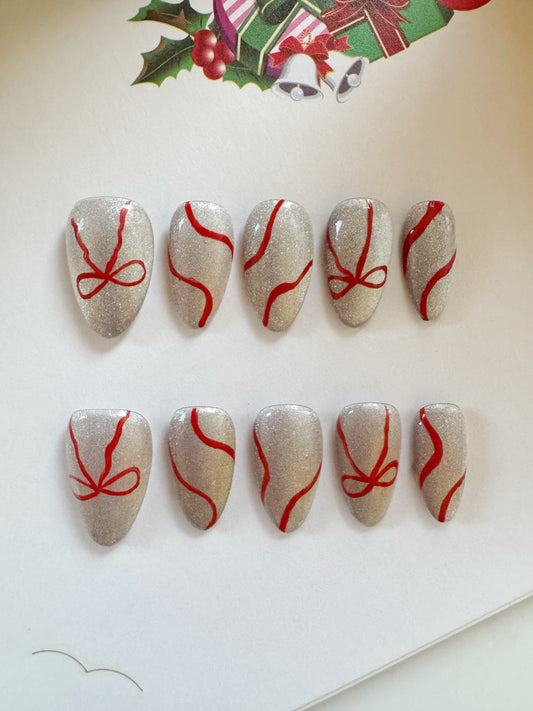 Silver Ribbon Swirl – Christmas Glow